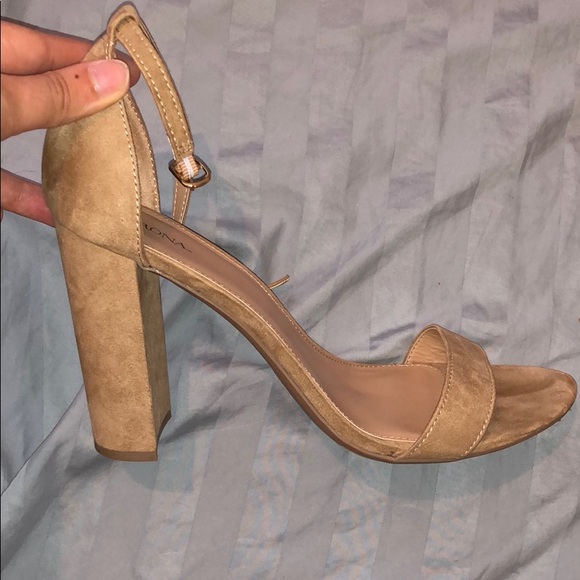 Heels - Picture 2 of 2